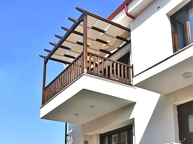 La Mer Luxury Apartments Ierissos Aparthotel